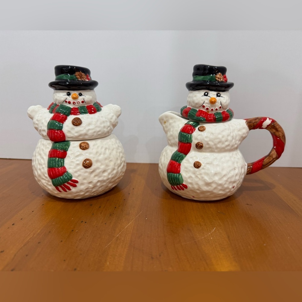 The Cellar Macys vintage dish and cream and sugar dishes snowman 1996 - Picture 12 of 14
